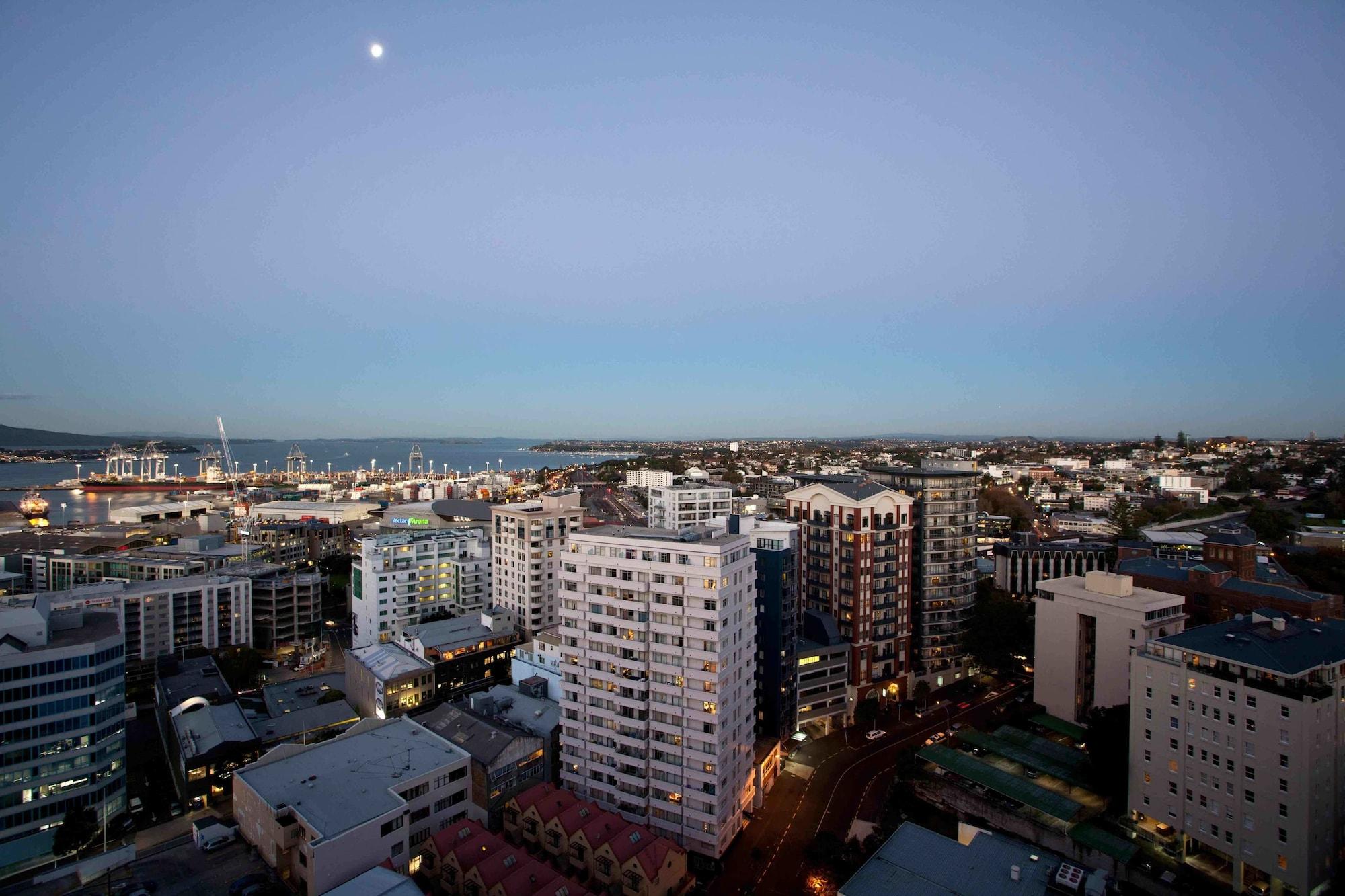 The Quadrant Hotel & Suites Auckland Exteriör bild