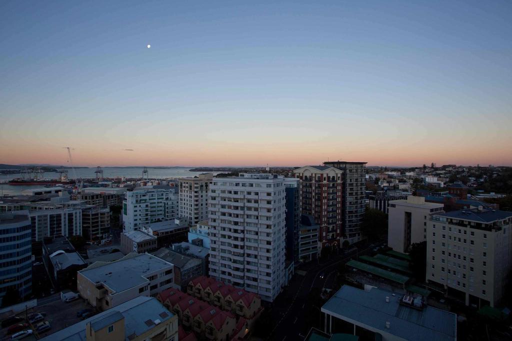 The Quadrant Hotel & Suites Auckland Exteriör bild